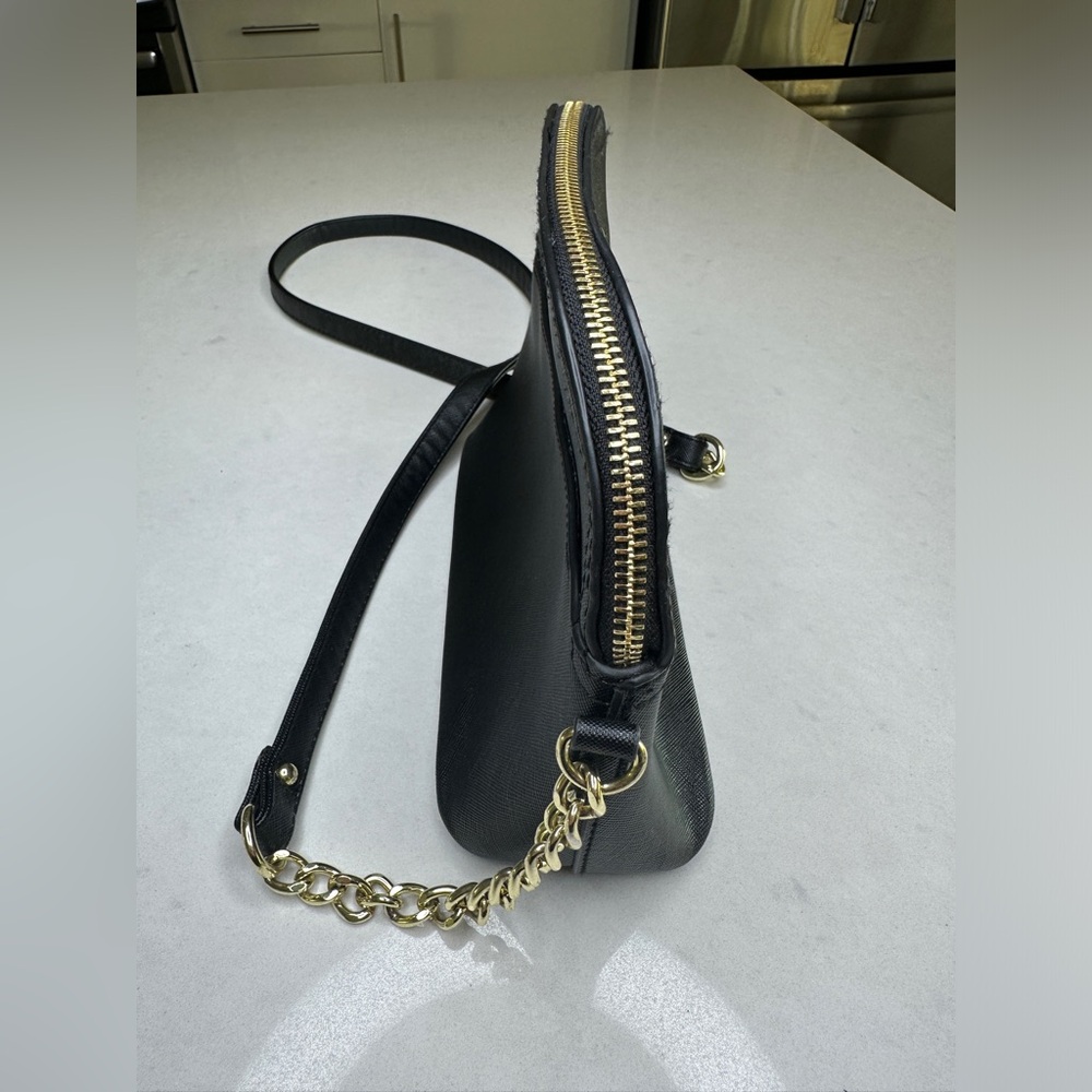 Steve Madden Black Crossbody Bag | Gold Chain Strap | Everyday Casual Purse - Picture 6 of 13